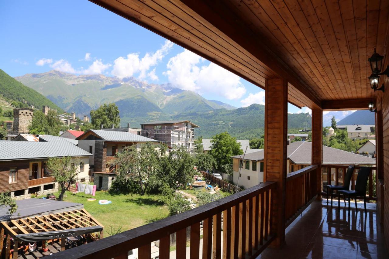 Hotel Svanseti Местия Екстериор снимка