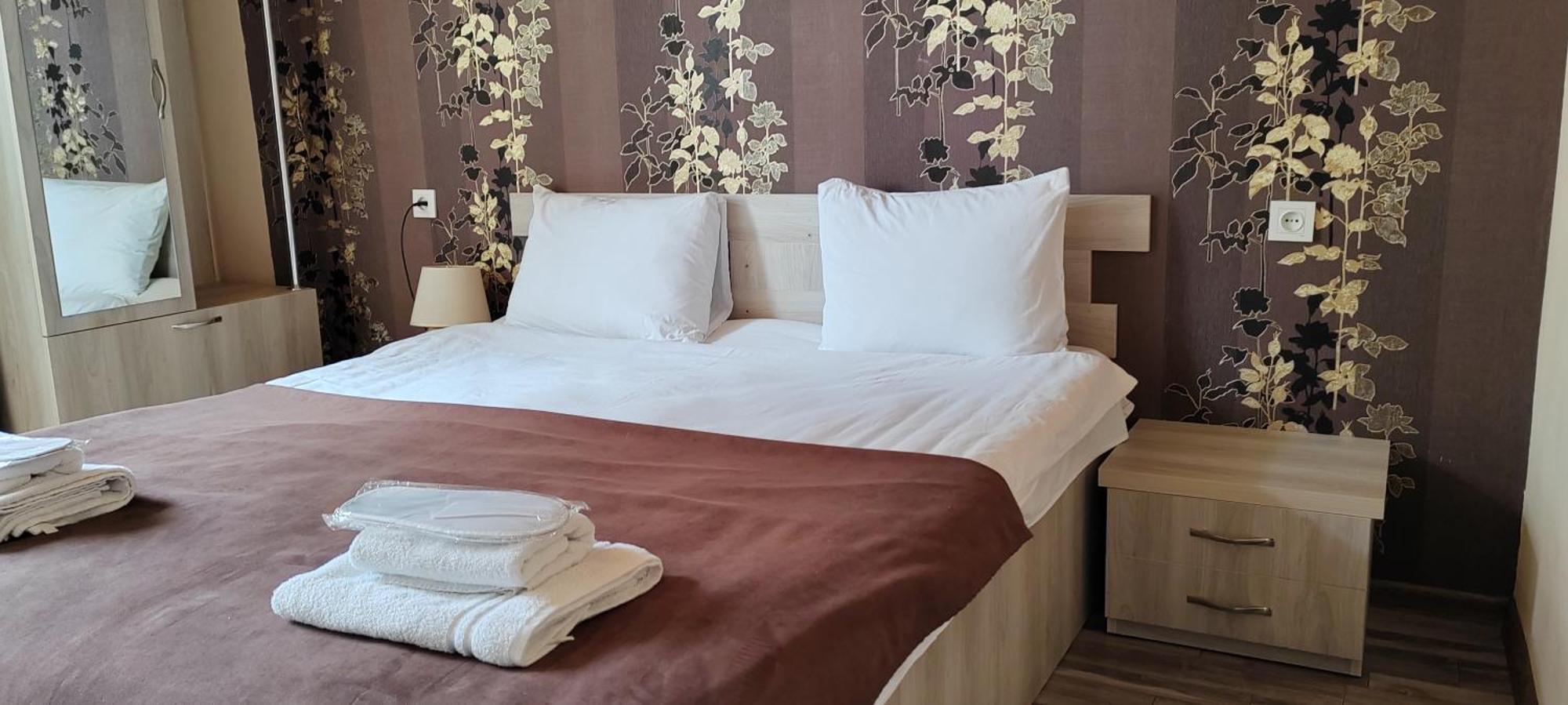 Hotel Svanseti Местия Екстериор снимка