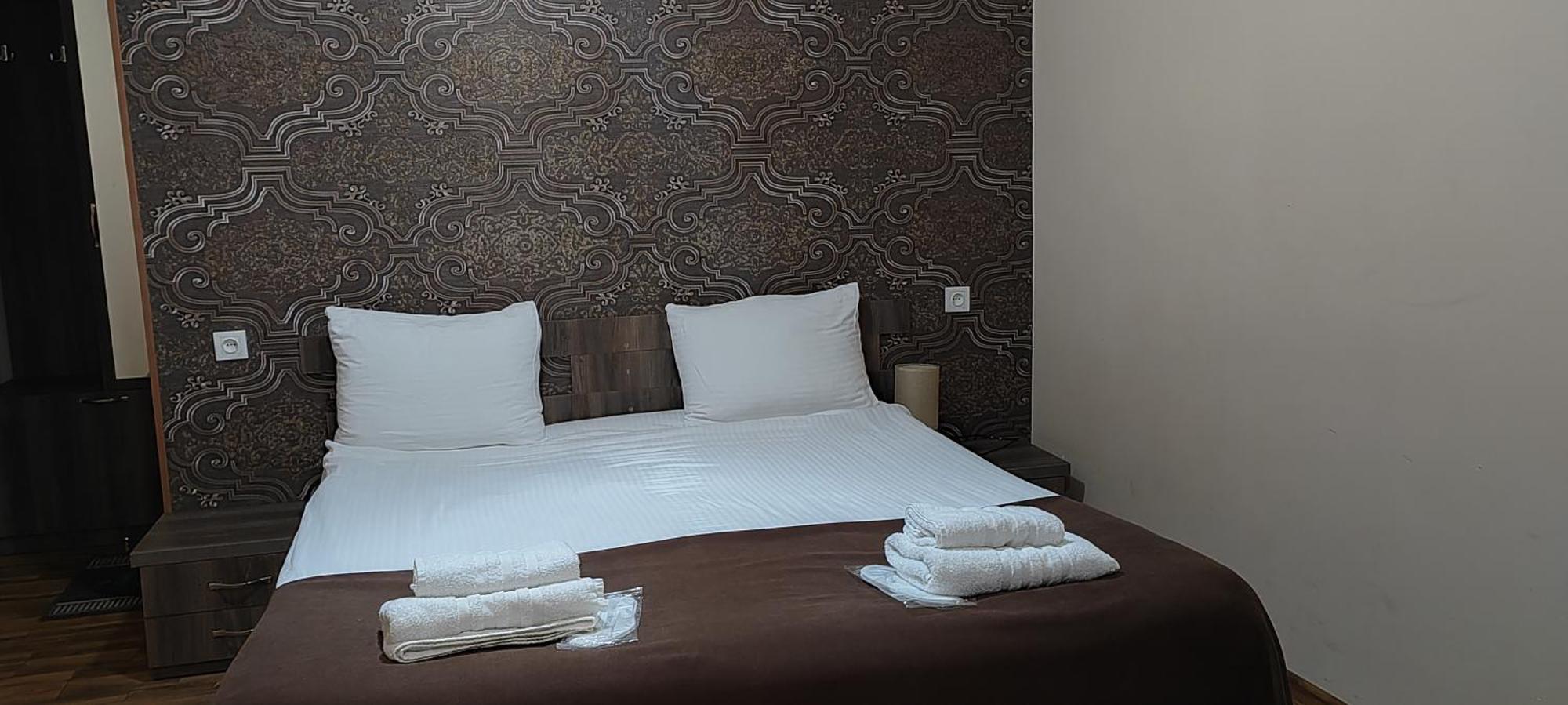 Hotel Svanseti Местия Екстериор снимка